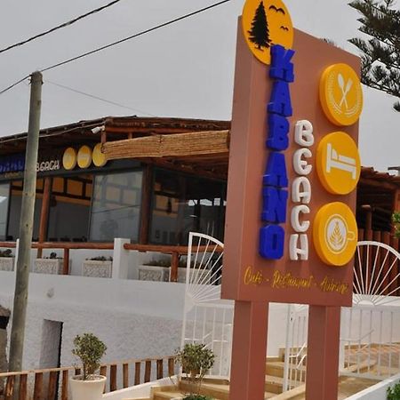 Kabano Beach Auberge Cafe Restaurant 물레이 부슬람 외부 사진